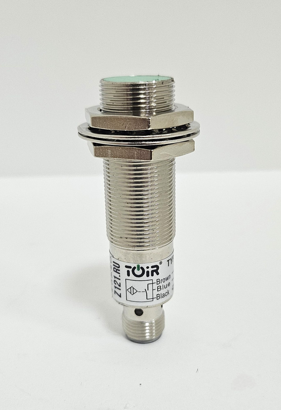 Датчик TOIR М18_DC6-36_Sn8_PNP-NO_4-pin